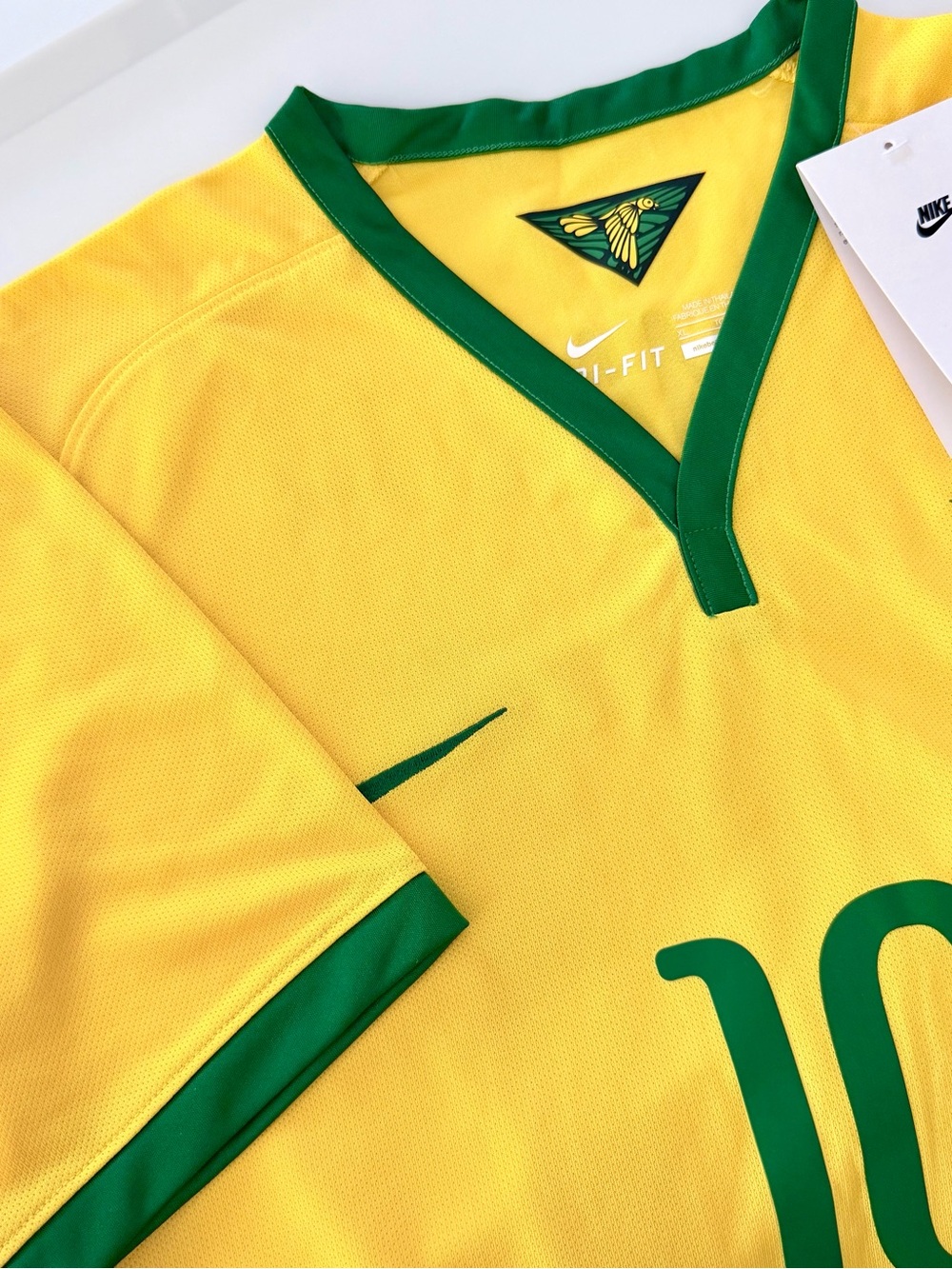 NWT Nike Brazil 2014 World Cup Neymar Jr #10 Jersey (XL)